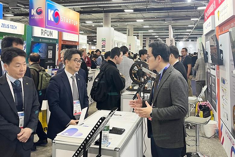 2025 CES 참가해 혁신기술 알려